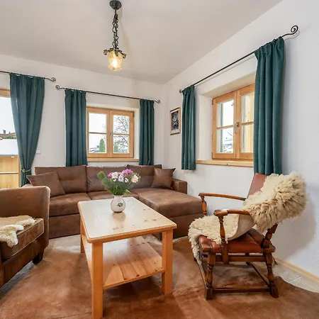 Ferienhaus Vogelnest Am Waldbach Reit im Winkl